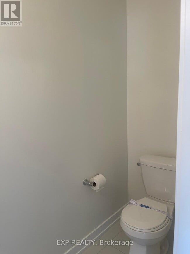 Building Photo - 3538 Colonial Dr