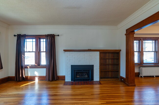 Foto del edificio - 3901 15th Ave S