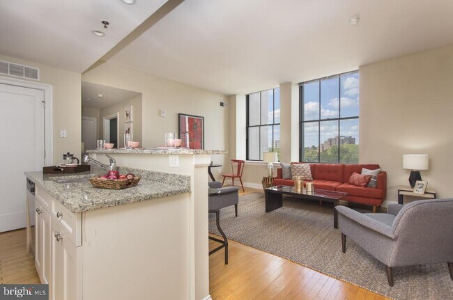 Foto del edificio - 230-38 N 21st St