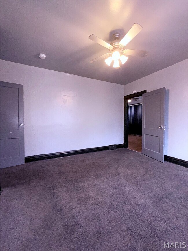 Building Photo - 4640 Carter Ave