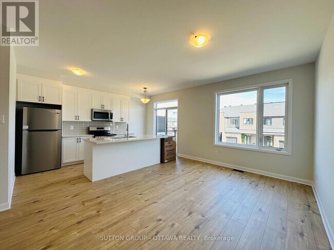 Building Photo - 959 Eileen Vollick Cres