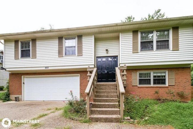 Building Photo - 3312 Hunsinger Ln, Louisville, KY 40220