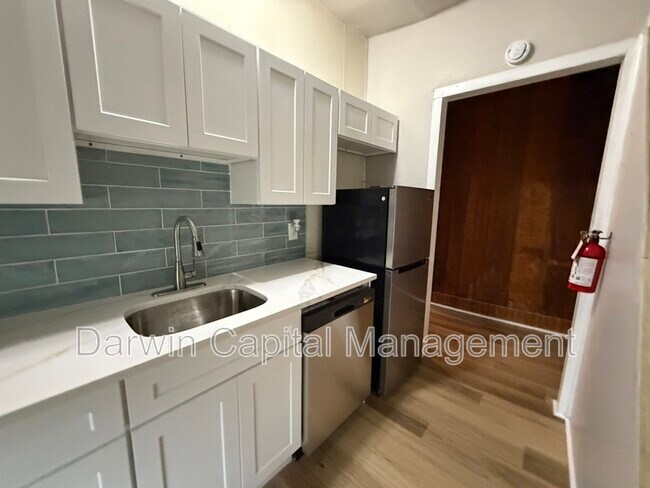 Building Photo - 1 Breakneck Rd