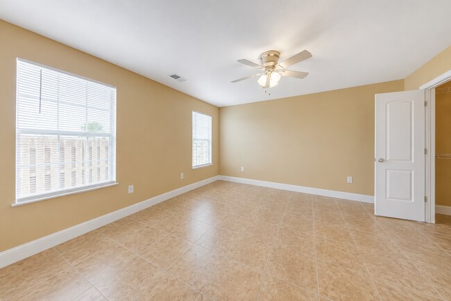 Dormitorio 1 (Primera planta) - 1016 15th St