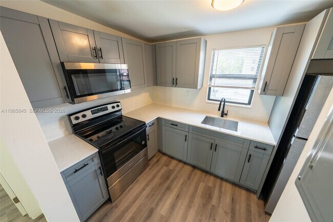 Foto del edificio - 618 SW 21st Ave