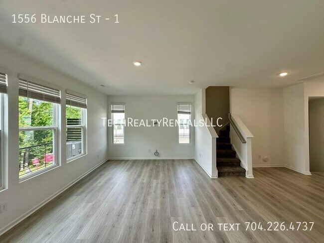 Foto del edificio - 1556 Blanche St