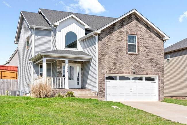 Building Photo - 3 Bedroom Home For Rent Near Ringgold Rd!