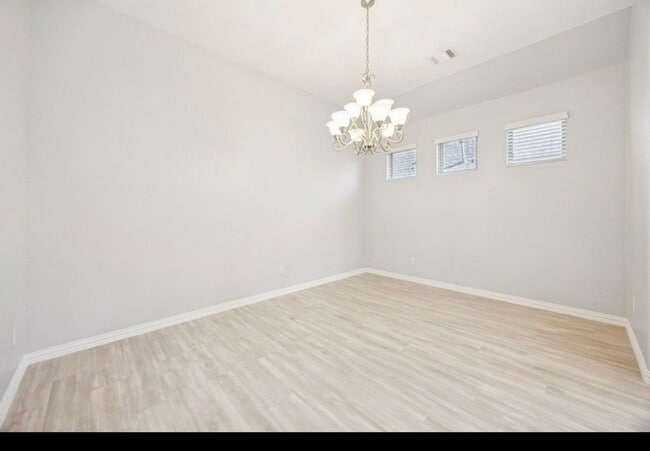 Foto del edificio - 725 Gray Washington Dr