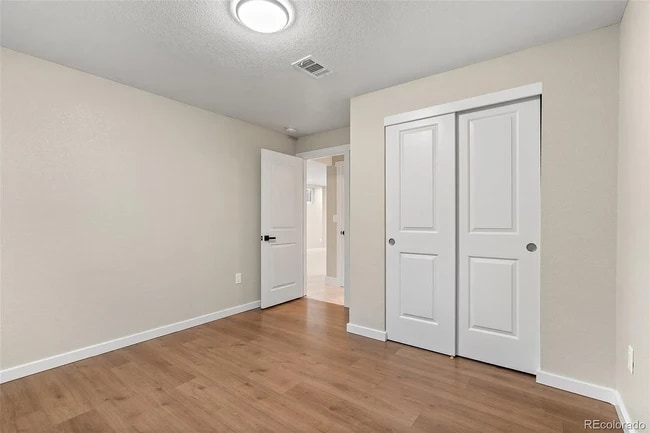 Foto del edificio - 10821 Larry Dr