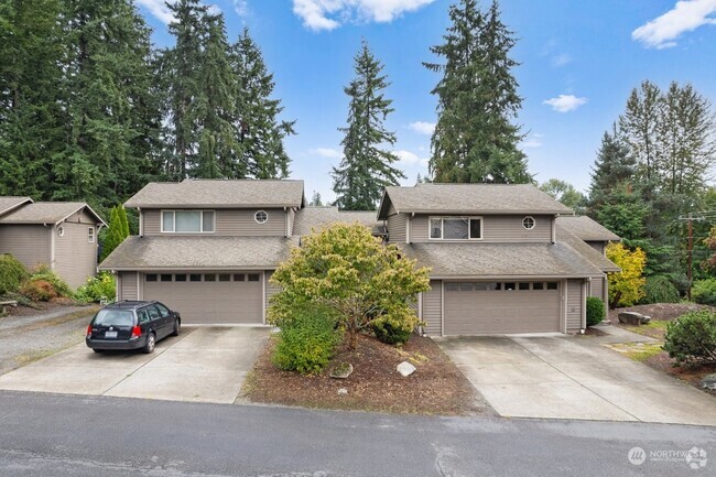 Building Photo - 1807 Larch Way