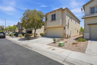 Building Photo - 9816 Red Horse St