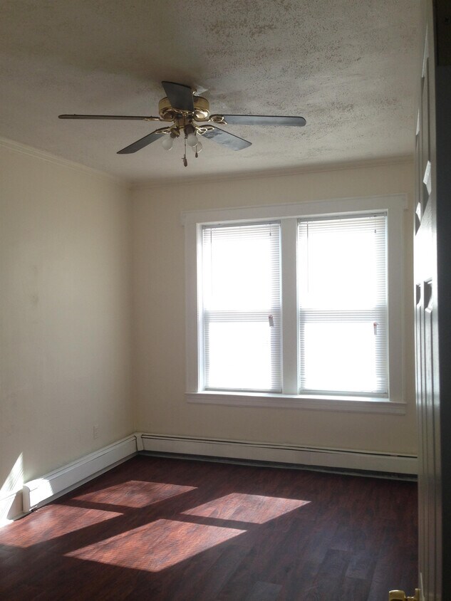 Primary Photo - 612 Sanford Ave