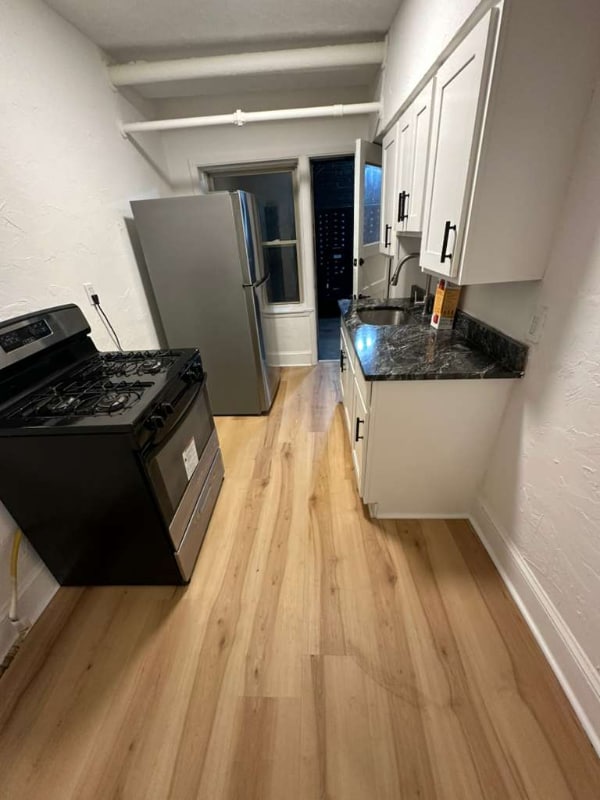 Photo - 14148 Superior Rd (Cleveland Heights, OH)