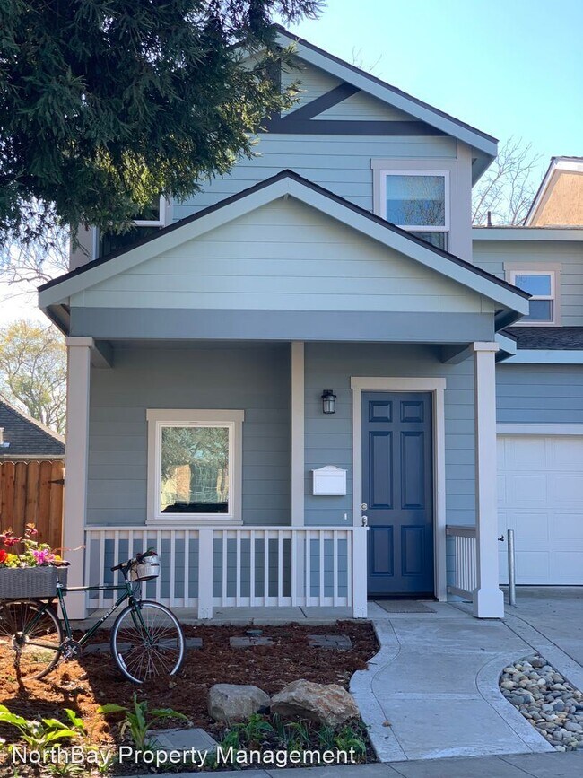 Building Photo - 3 br, 2.5 bath House - 356 Ridgeway Avenue