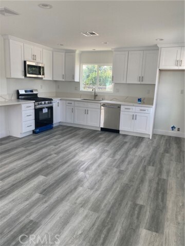 Foto del edificio - 2402 W Maple Ave