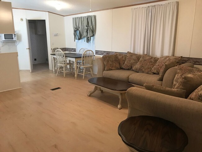 Building Photo - COMING SOON! Huge RV garage! SPLIT FLOOR P...