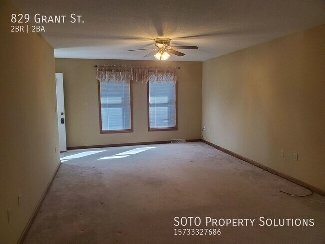 Foto del edificio - 2 BD / 2 BA