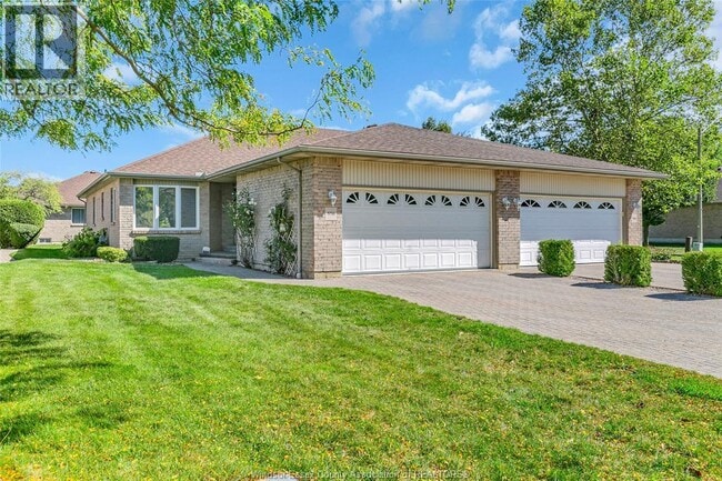 Building Photo - 570 Rodfam Dr