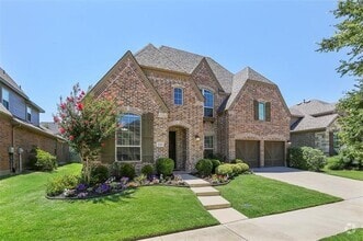 Building Photo - 133 Birdcall Ln
