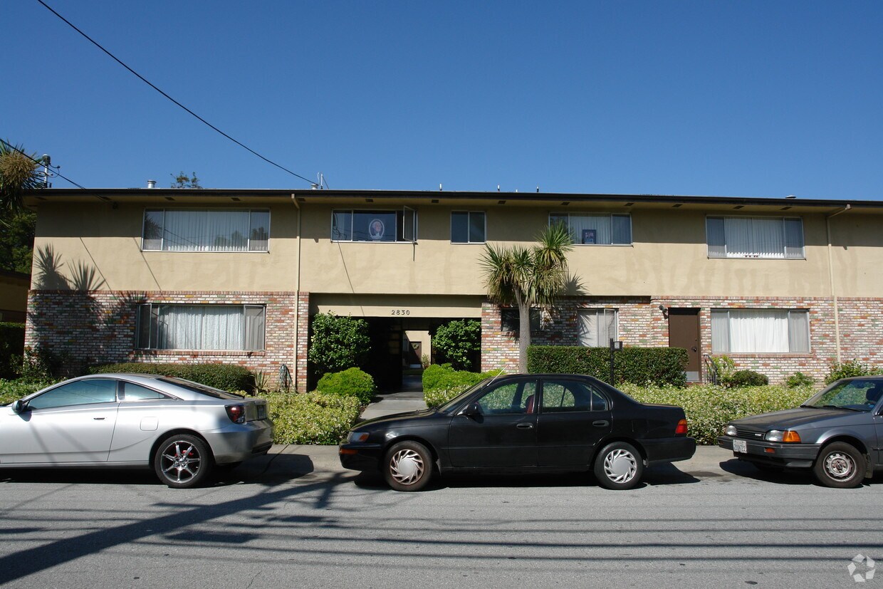 Foto del edificio - 2830 Flores St