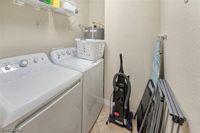 Building Photo - 9517 Avellino Wy