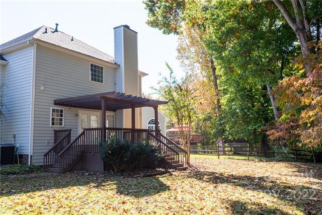 Building Photo - 172 Foxtail Dr