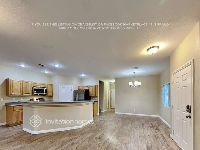 Foto del edificio - 1065 Thrill Ct