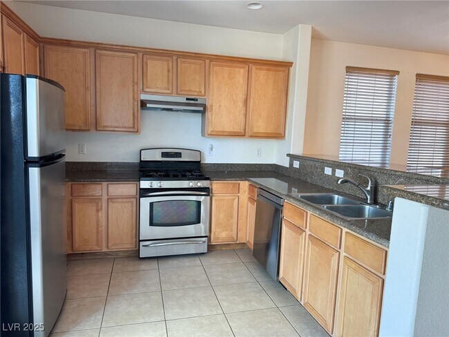 Foto del edificio - 6623 Brick House Ave