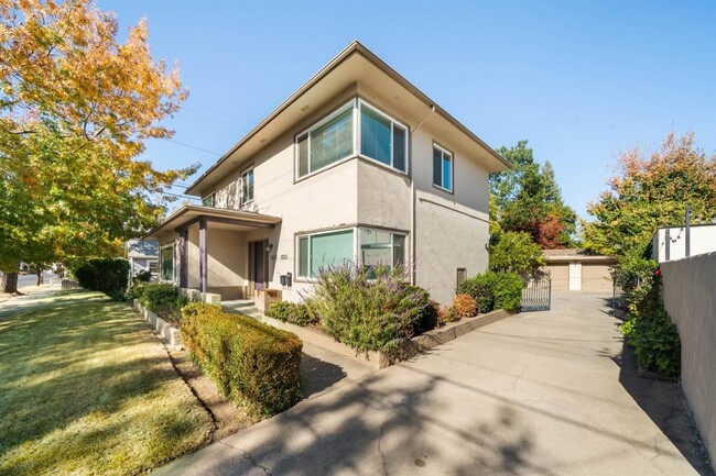 Building Photo - 3525 Folsom Blvd
