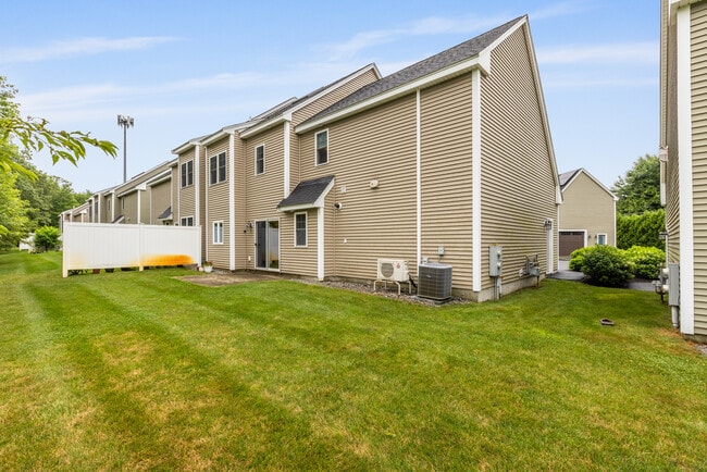 Building Photo - 129 Acton St