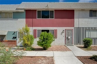 Building Photo - 571 Greenbriar Townhouse Way