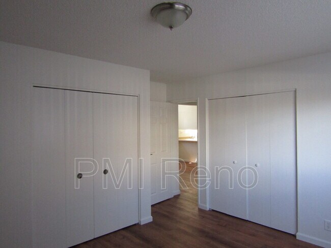 Building Photo - 3512 Gypsum Rd