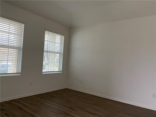 Foto del edificio - 6562 Teramo Ter