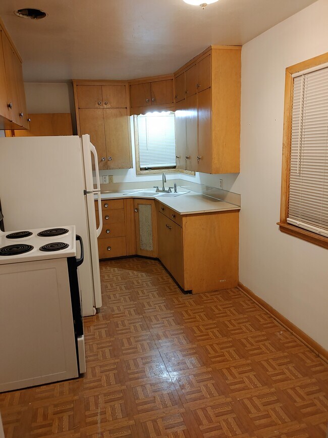 Foto del edificio - 2628 Iowa St