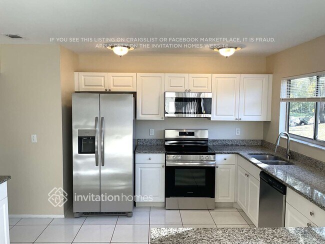 Foto del edificio - 785 SW Belmont Cir