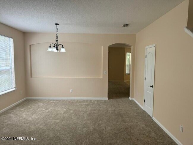 Building Photo - 3520 Shrewsbury Dr