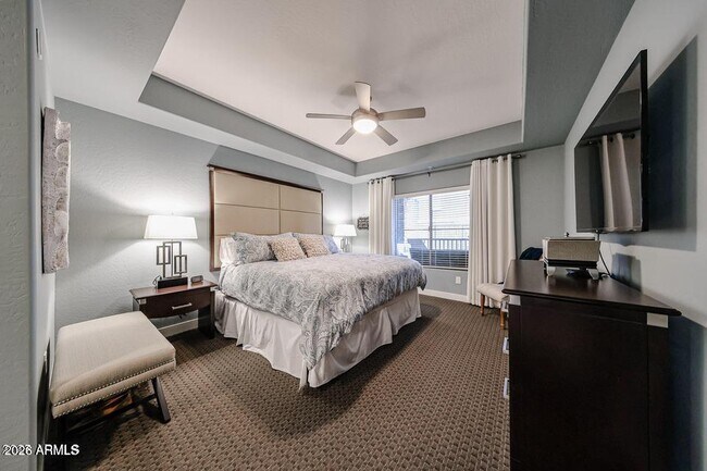 Foto del edificio - 5450 E Deer Valley Dr