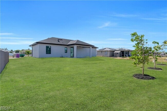 Foto del edificio - 317 NW 17th Pl