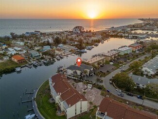 Building Photo - 12400 Capri Cir N