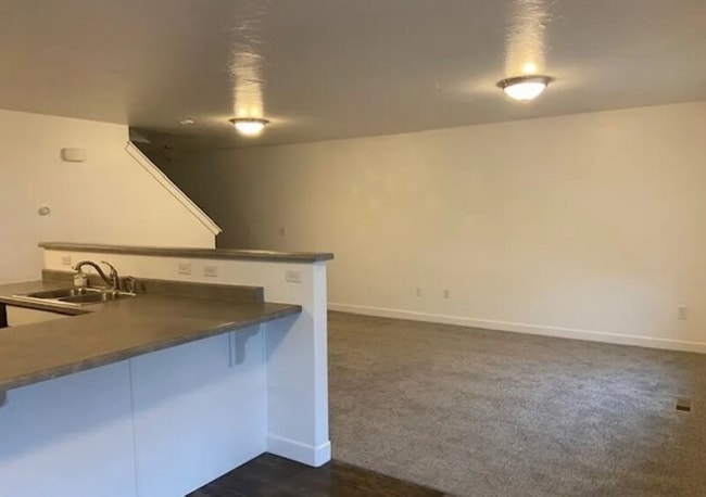 Building Photo - 43 Mayapple Ct