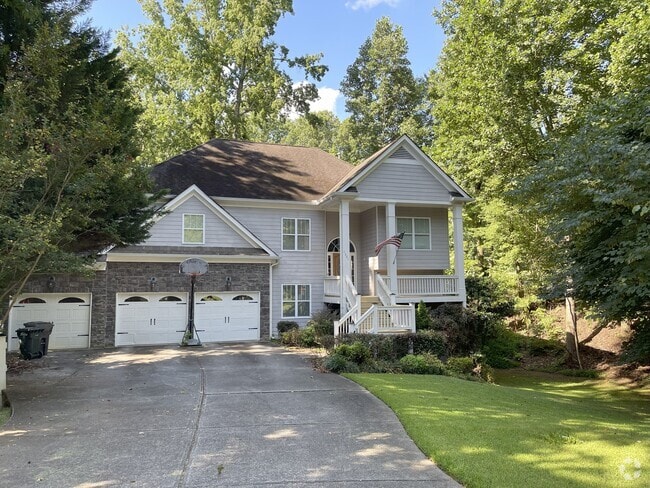 Building Photo - 1371 Stonehenge Ct NW