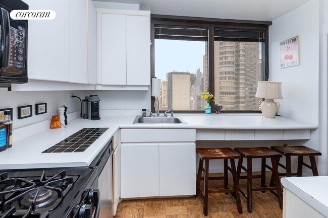 Foto del edificio - 630 1st Ave