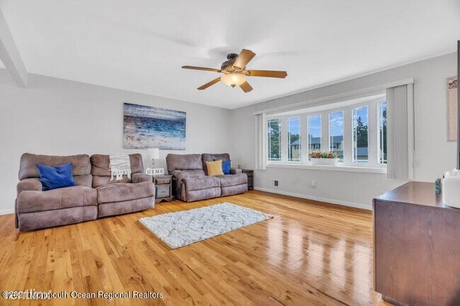Building Photo - 4 br, 3 bath House - 1117 Aspen Dr