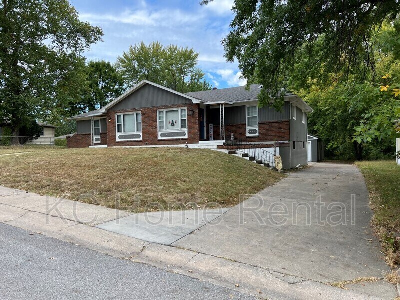 Primary Photo - 7658 Walker Ave