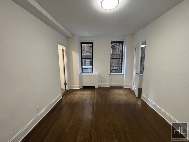 Foto del edificio - EAST 46 STREET
