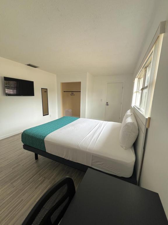 Foto del edificio - 1214 Fairlane Ct