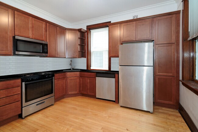 Foto del edificio - 2347 W Walton St