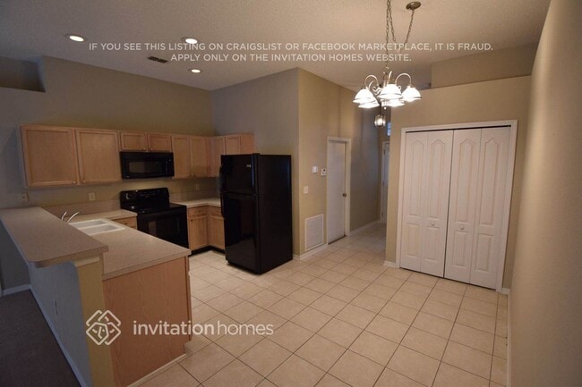 Building Photo - 137 Dover Bluff Dr