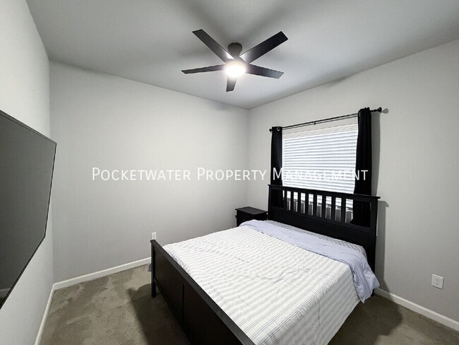 Building Photo - 1115 Sherman Dr