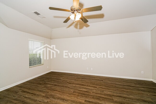 Building Photo - 1045 Brookhaven Dr